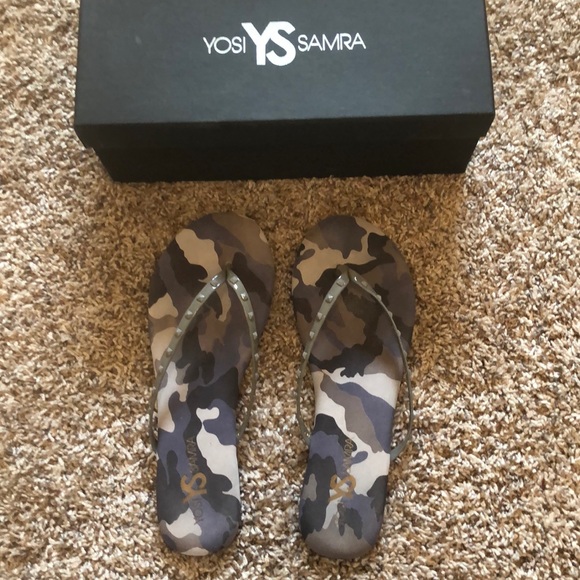yosi samra flip flops